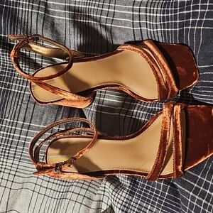 Sam Edelman Women's Warm Copper Kia Block Heeled Sandal Size 6M (NWOT)
